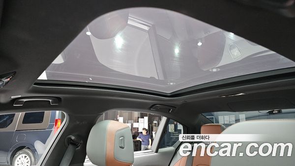 BMW 5 Series 2025, фото 28