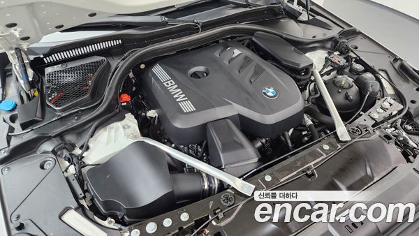 BMW 5 Series 2025, фото 6