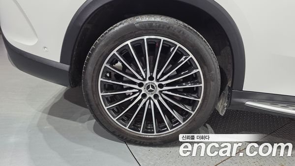 Mercedes-Benz GLC 2024, фото 4