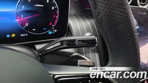 Mercedes-Benz GLC 2024, фото 11