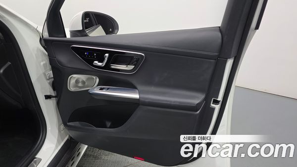 Mercedes-Benz GLC 2024, фото 13