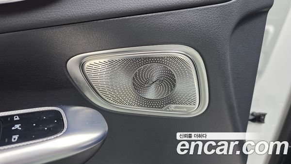 Mercedes-Benz GLC 2024, фото 29