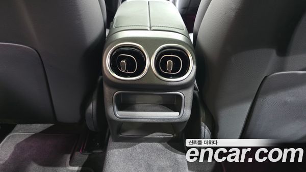 Mercedes-Benz GLC 2024, фото 33