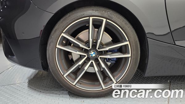 BMW Z4 2024, фото 5