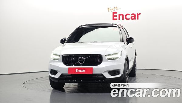 Volvo XC40 2020, фото 3