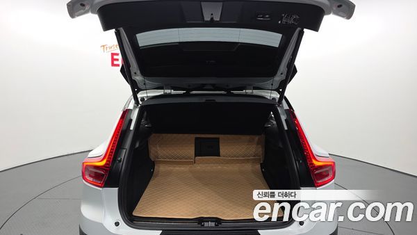 Volvo XC40 2020, фото 20