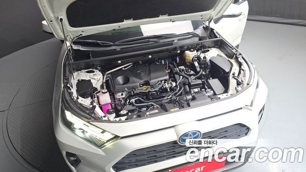 Toyota RAV4 2022, фото 6