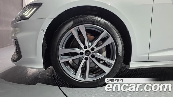 Audi A6 2023, фото 5