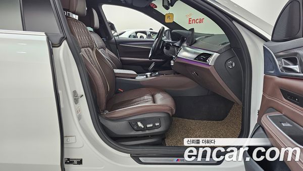 BMW Gran Turismo 2023, фото 16