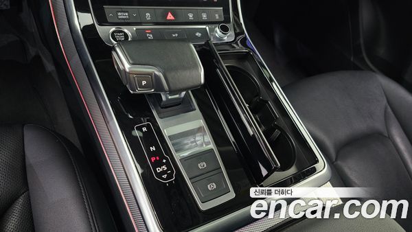 Audi Q7 2021, фото 12