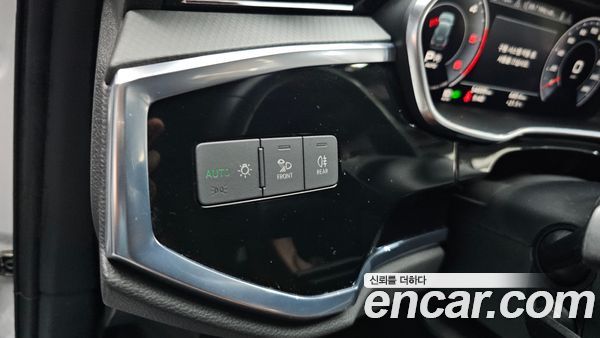 Audi Q3 2020, фото 28