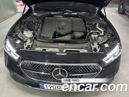 Mercedes-Benz E-Class 2024, фото 6