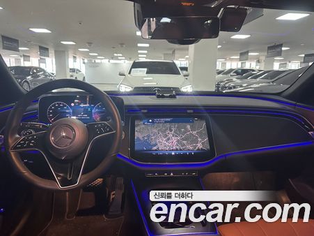 Mercedes-Benz E-Class 2024, фото 7