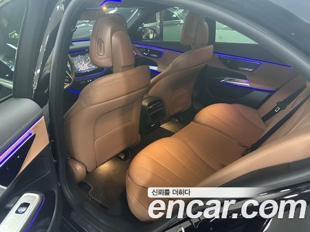 Mercedes-Benz E-Class 2024, фото 10