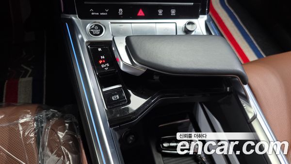 Audi e-tron 2022, фото 9