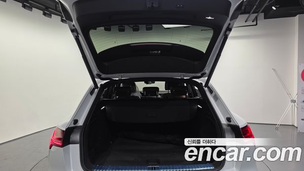 Audi e-tron 2022, фото 20