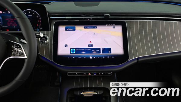 Mercedes-Benz E-Class 2025, фото 20