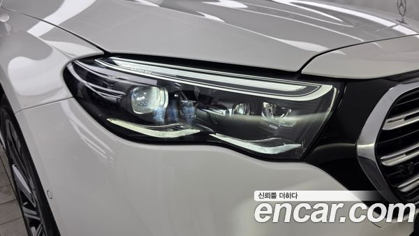 Mercedes-Benz E-Class 2025, фото 8