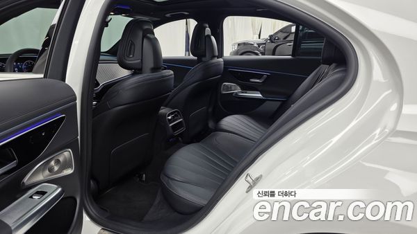 Mercedes-Benz E-Class 2025, фото 16