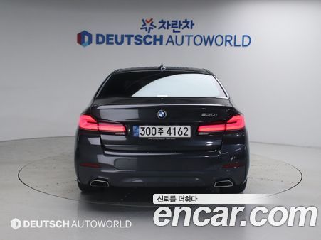 BMW 5 Series 2022, фото 4