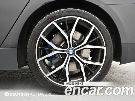 BMW 5 Series 2022, фото 5