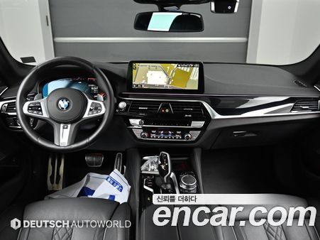 BMW 5 Series 2022, фото 7