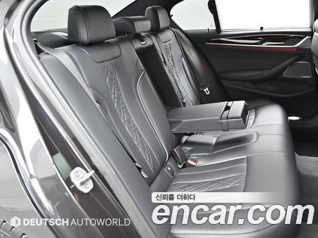 BMW 5 Series 2022, фото 12