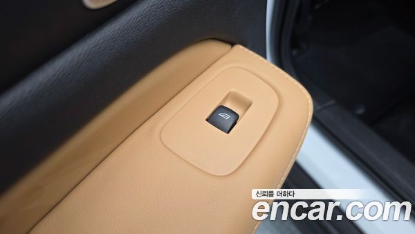 Volvo V60 2020, фото 35