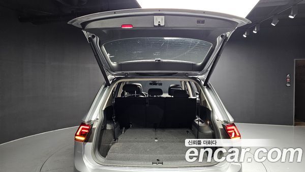 Volkswagen Tiguan 2020, фото 26