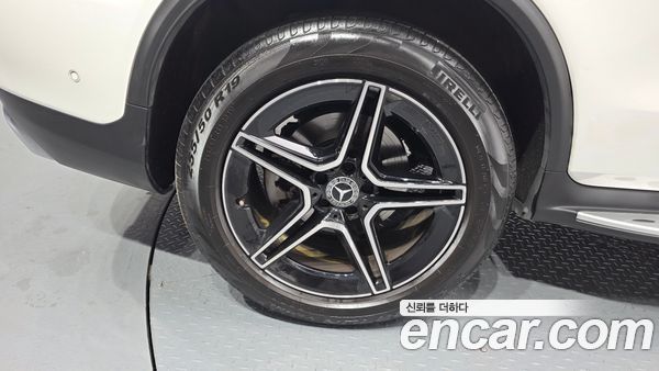 Mercedes-Benz GLC 2023, фото 5