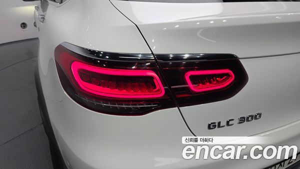 Mercedes-Benz GLC 2023, фото 9