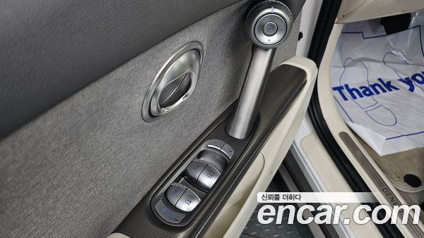 Genesis GV60 2023, фото 11