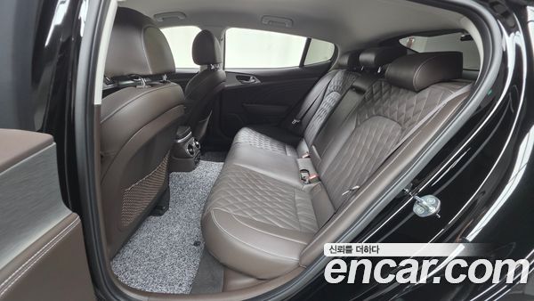 Kia Stinger 2023, фото 17