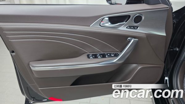 Kia Stinger 2023, фото 13