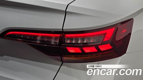 Volkswagen Jetta 2024, фото 9