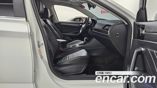Volkswagen Jetta 2024, фото 16