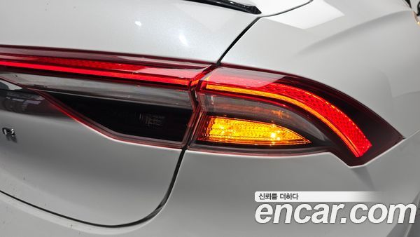 Hyundai Grandeur 2023, фото 9