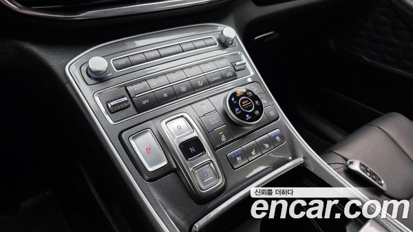 Hyundai Santa Fe 2021, фото 11