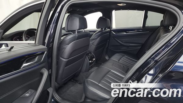 BMW 5 Series 2020, фото 16