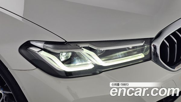 BMW 5 Series 2021, фото 8