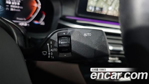 BMW 5 Series 2021, фото 29