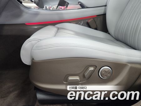 Genesis GV70 2026, фото 10