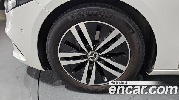 Mercedes-Benz A-Class 2021, фото 5
