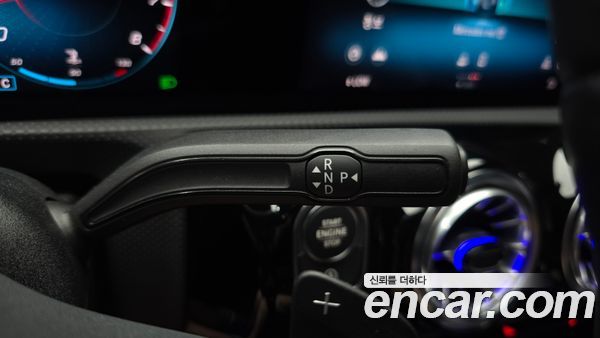 Mercedes-Benz A-Class 2021, фото 12