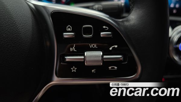Mercedes-Benz A-Class 2021, фото 26