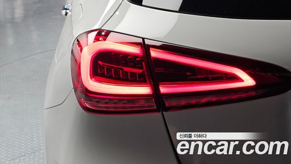 Mercedes-Benz A-Class 2021, фото 9