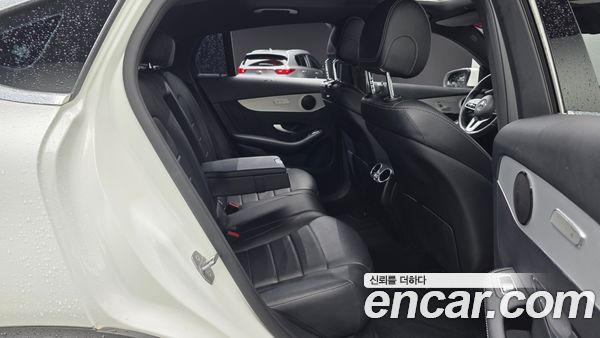 Mercedes-Benz GLC 2020, фото 16