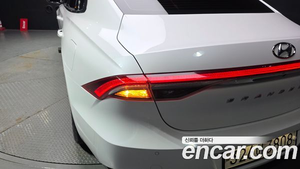 Hyundai Grandeur 2020, фото 9