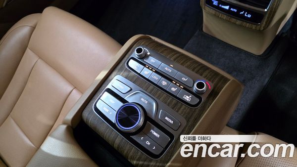 Kia K9 2022, фото 29