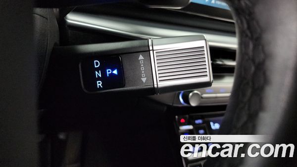 Hyundai Grandeur 2023, фото 9